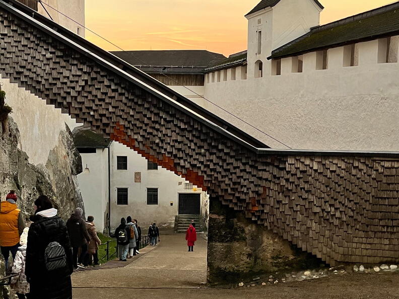 23-12-17 16-23-40 8136